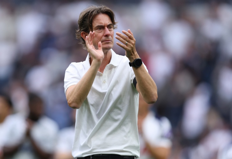 弗兰克：这是西蒙斯表现最好的比赛 为特尔和库杜斯的进球而高兴